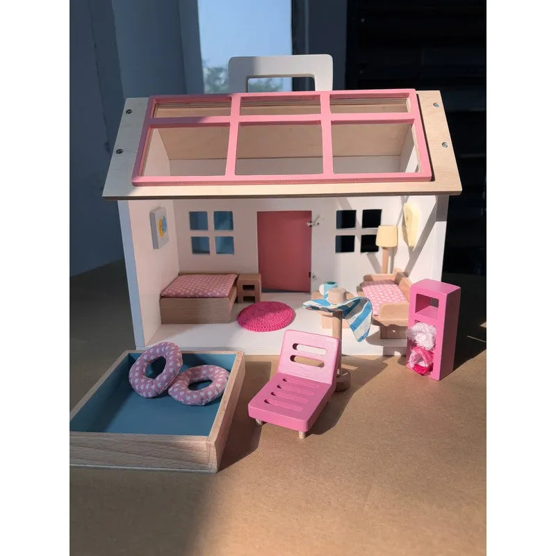 20-Piece Mini Dollhouse with Poolside Villa Theme (3-6 Years)