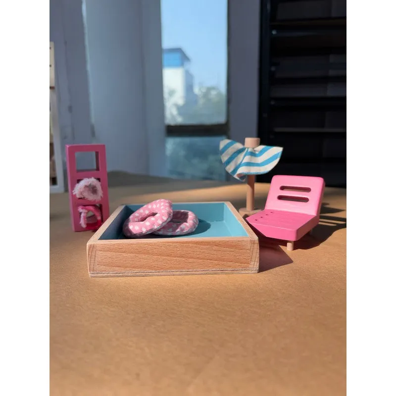 20-Piece Mini Dollhouse with Poolside Villa Theme (3-6 Years)