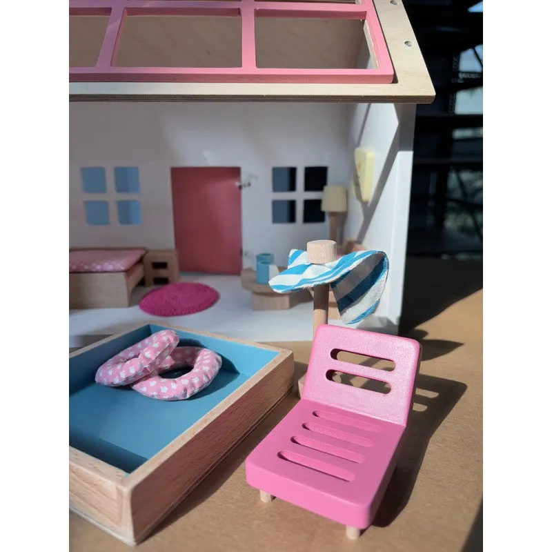 20-Piece Mini Dollhouse with Poolside Villa Theme (3-6 Years)
