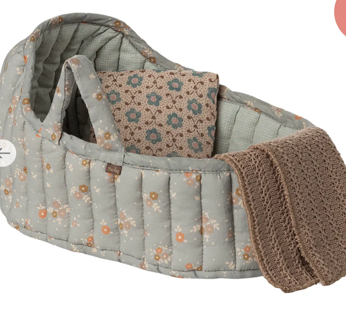 Large Carry Cot in Two Colors