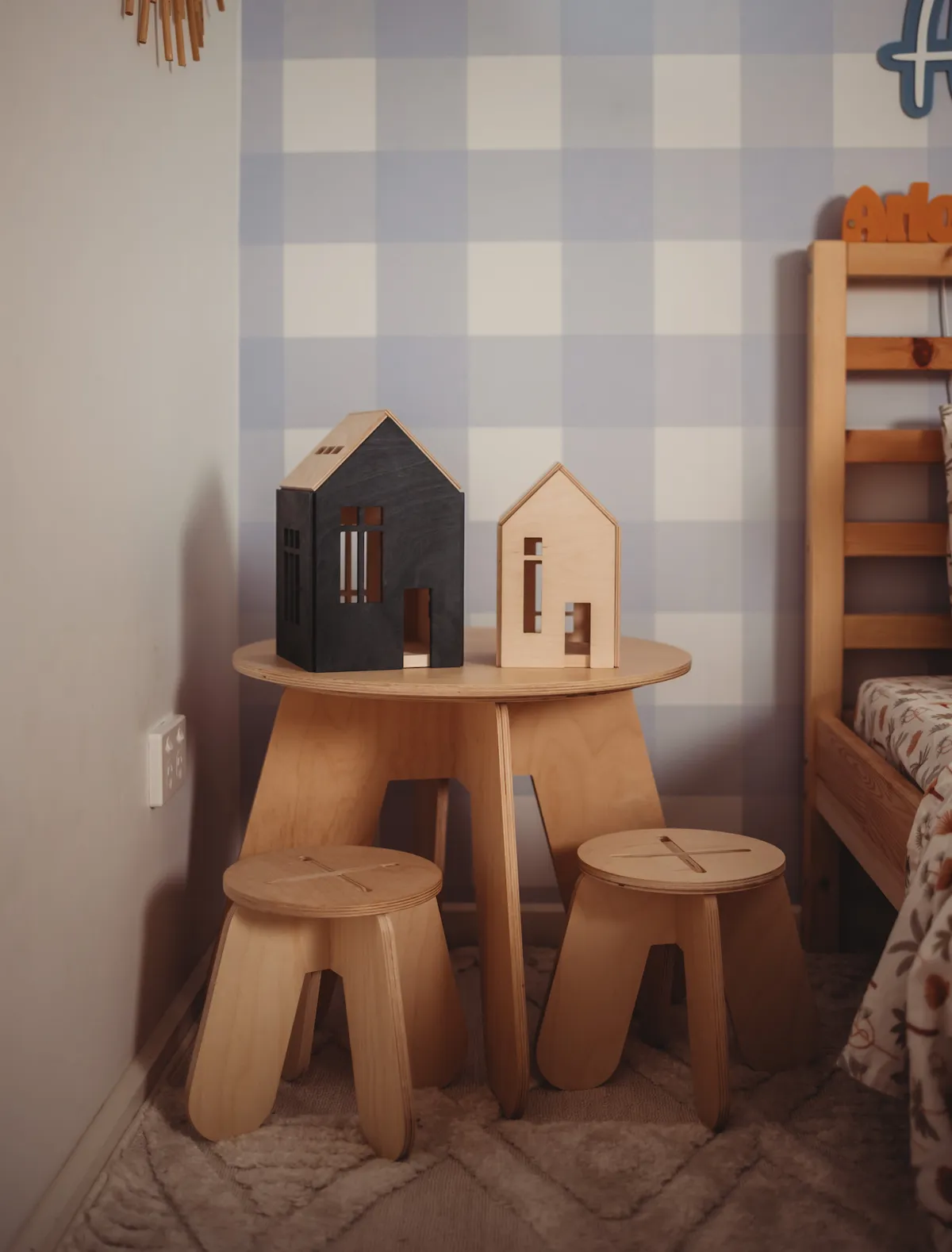 Magnetic Houses *NEW LOW PRICE*