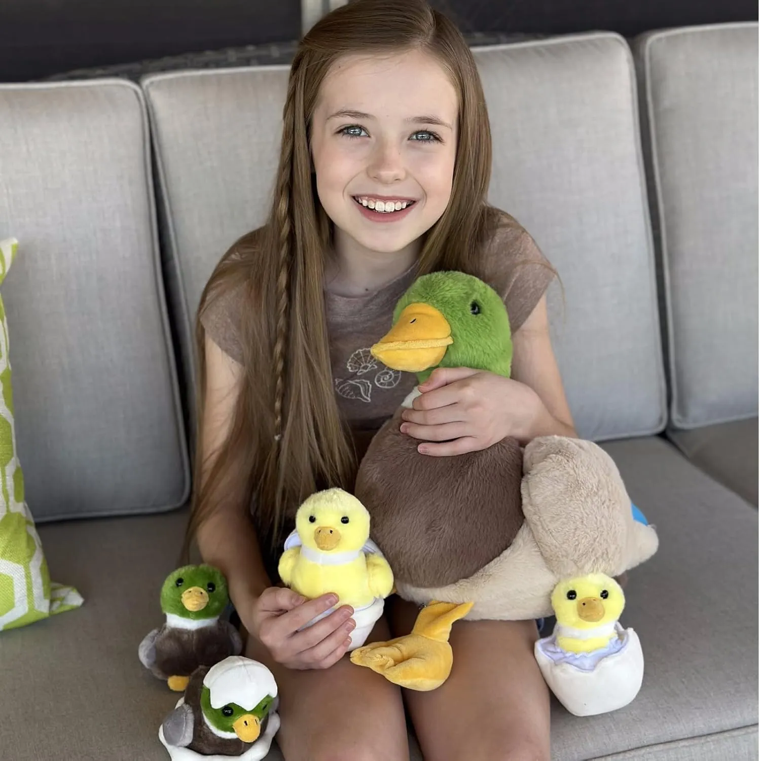 MaoGoLan Stuffed Duck Plush 16'' Large Stuffed Animal for Kids, Toddlers, Infant Nursery Item Mother's Day Baby Shower Party Favors - Mallard Duck Mommy with Baby Ducklings & Eggs Inside