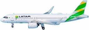 Metal Aircraft Model Diecast 1:400 Scale for A320neo PR-XBG Plane Alloy Souvenir Hobby Collection Hobby Decoration Model Airplanes Aviation Enthusiasts