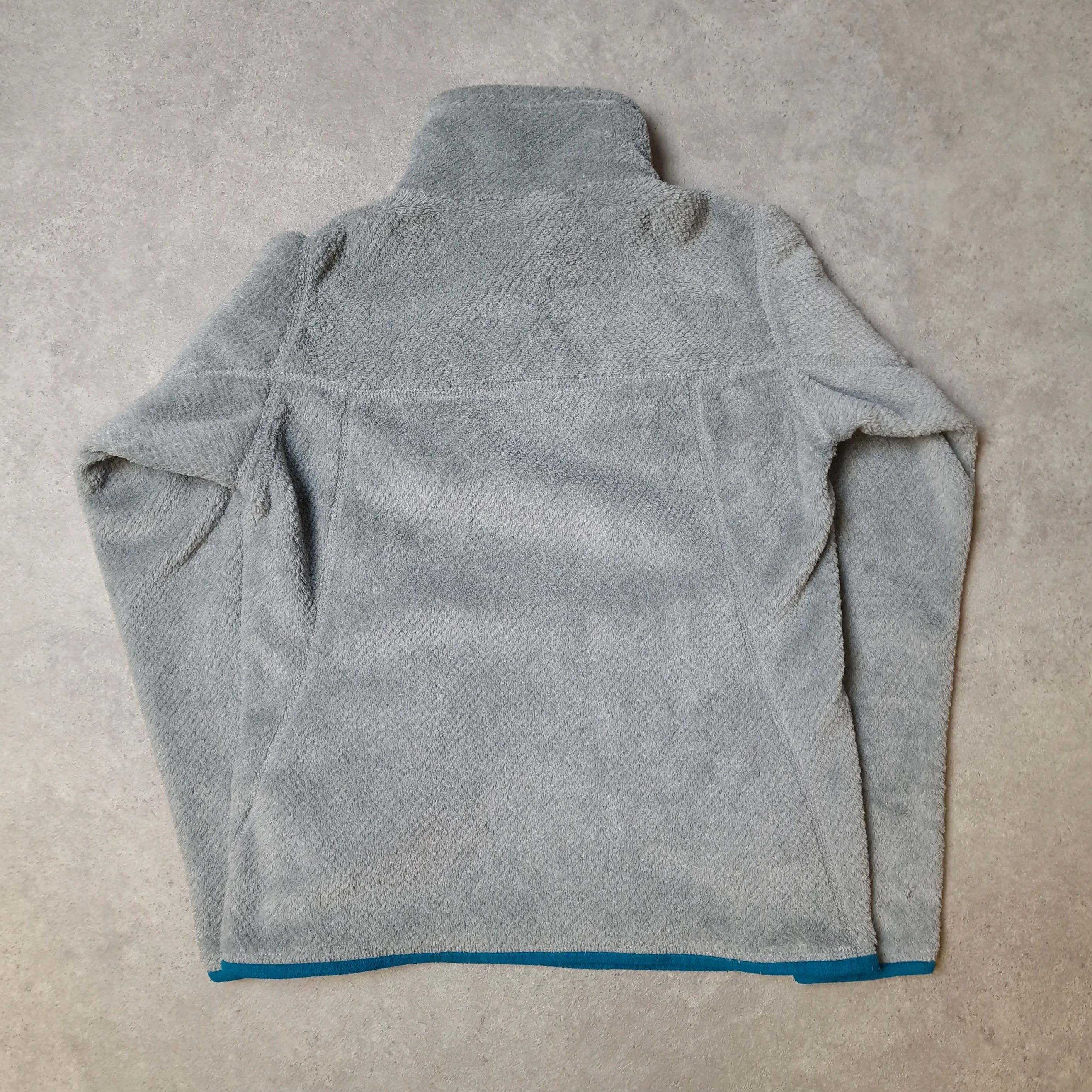 Patagonia fleece in grey - women's xs