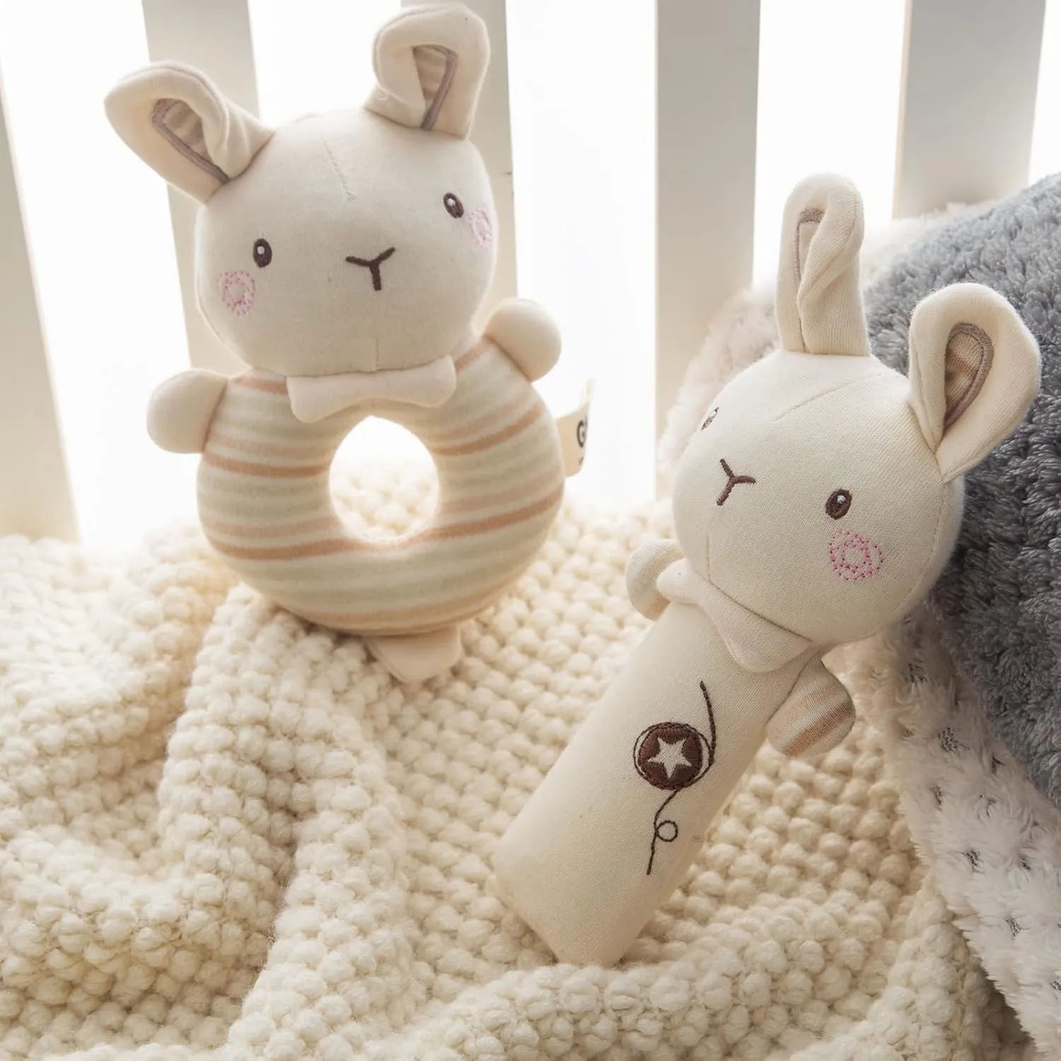 Plush Baby Soft Rattle Toys, Beige Bunny Baby Rattles for Infants Baby First Stuffed Animal Plush Rattle Shaker Set for Newborns Soft Ring Rattle Sensory Toys for Infant Boys Girls Shower Gifts, 2 PCS