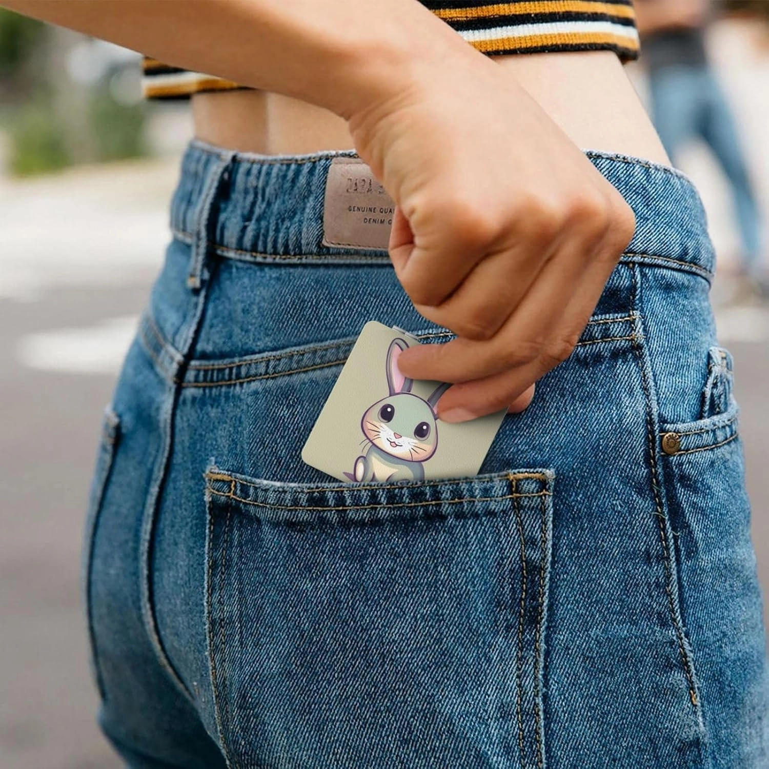 Portable Pocket Makeup Mirror Cute Little Bunny Travel Cosmetic Mirror Square Print Magnifying Compact Mirror for Eyelash
