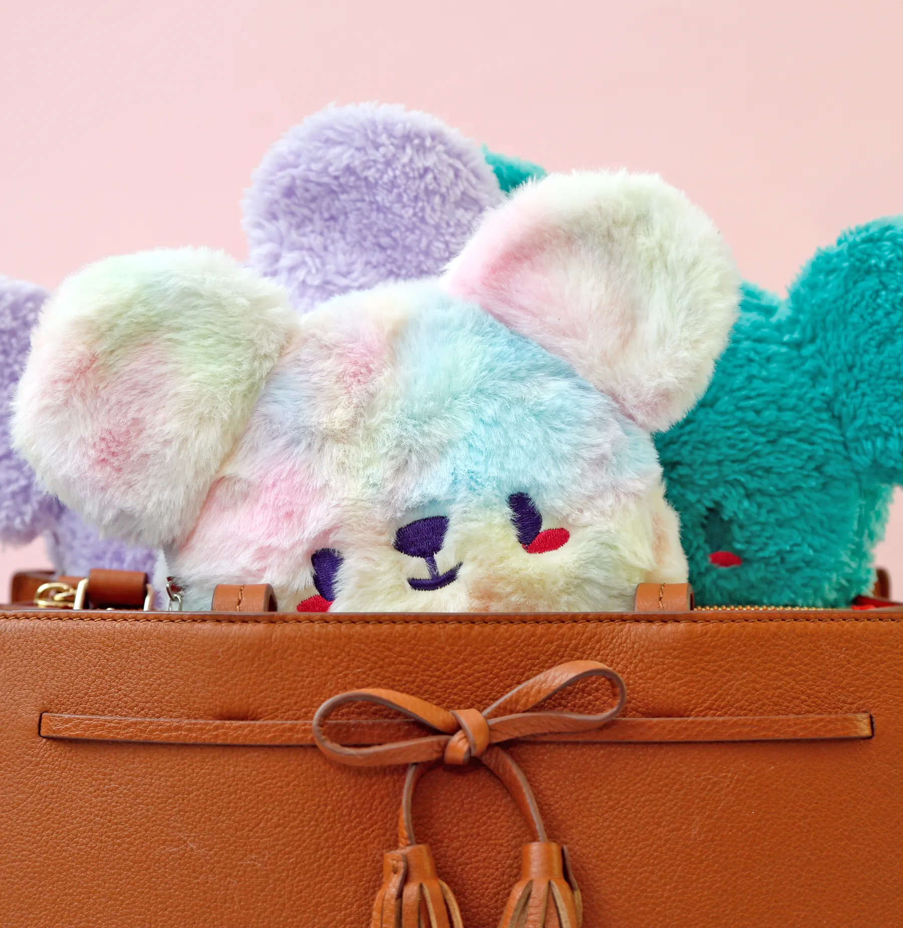 Rainbow-kuma bag •ᴥ• ふわふわクマ ✦EXTREMELY RARE✦