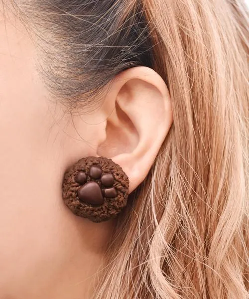 Teddy Bear's Paw Chocolate Cookie Pierced Earring (Single)【Japan Jewelry】