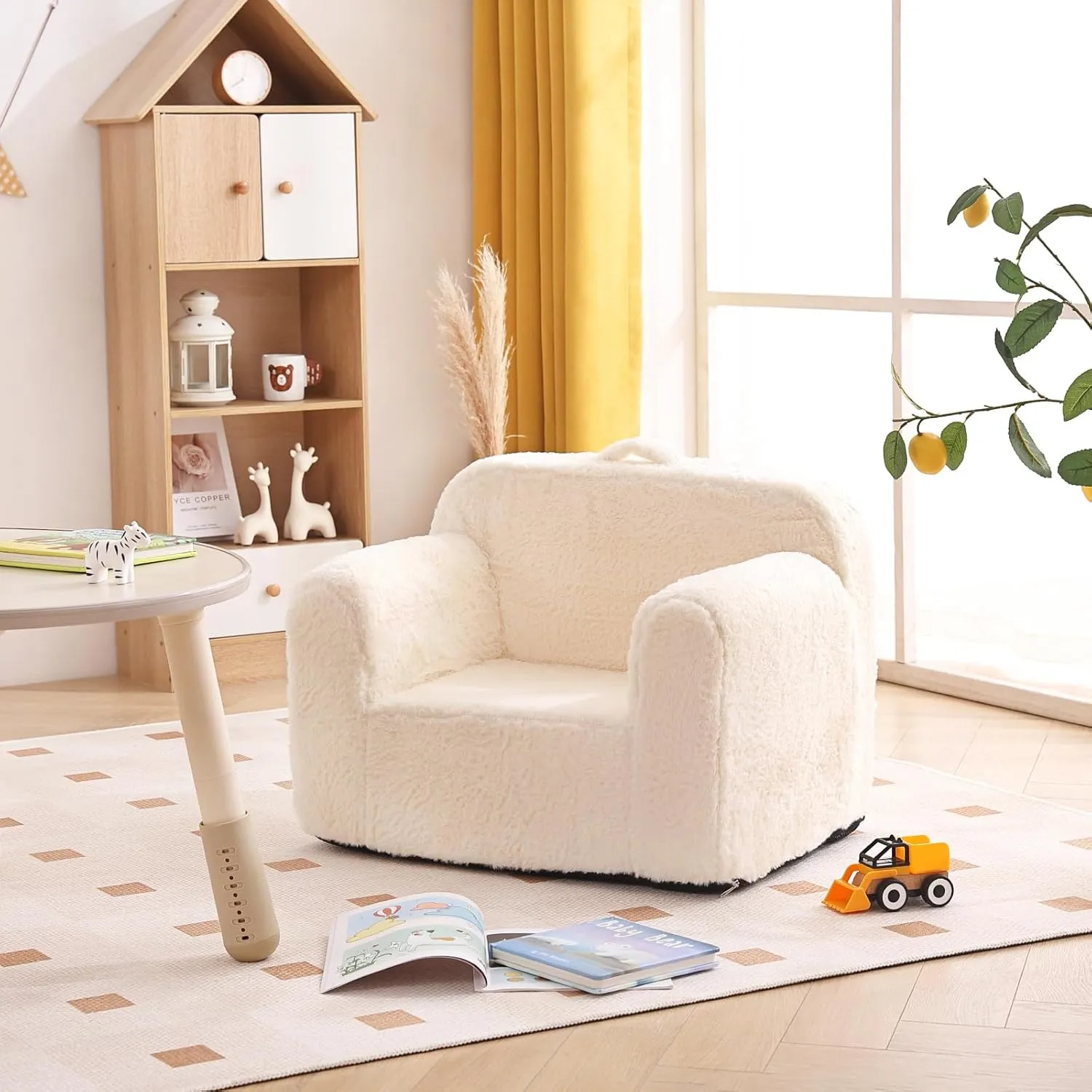 Tiita Kids Sofa Couch, Toddler Foam Sofa Chair, Comfy Child Lounge Chair with Carrying Handle & Side Pockets, Baby Plush Armrest Chair, Lightweight Reading Sofa for Girl or Boy (Beige)