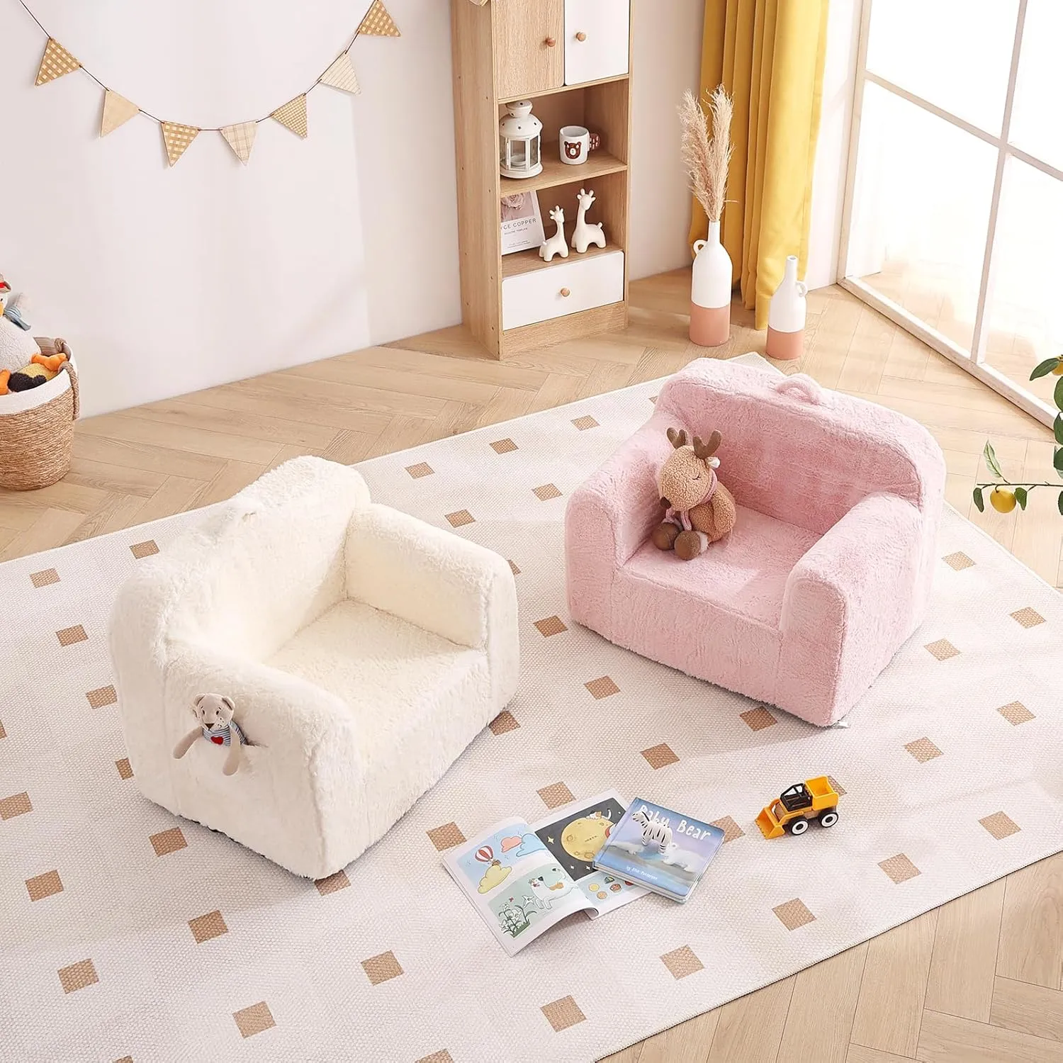 Tiita Kids Sofa Couch, Toddler Foam Sofa Chair, Comfy Child Lounge Chair with Carrying Handle & Side Pockets, Baby Plush Armrest Chair, Lightweight Reading Sofa for Girl or Boy (Beige)
